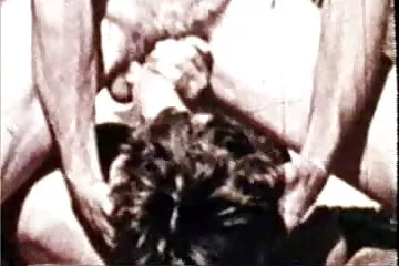 Cô con gái riêng vú to sex không che gái xinh làm tình với chú.