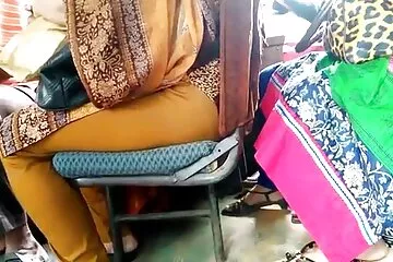Cận cảnh cho thấy anh ấy có thể bú sex gái xinh xuất tinh tốt như thế nào.