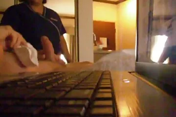 Địt sex hd gái xinh không che nhau với em gái ngọt ngào sau khi tắm xong.