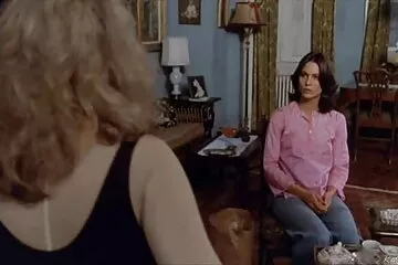 Chào buổi sáng với con gà trống sex tay mong to trong âm hộ.