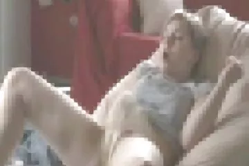 Christina sau khi quan hệ tình dục. phim sex gai xinh moi lon