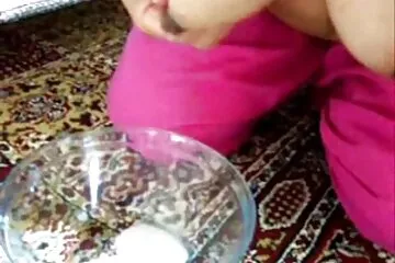 Tất cả các chị em thủ dâm khi họ ở nhà một mình. quay lén gái xinh tắm